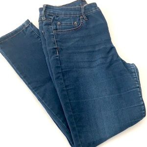 Women’s Aeropostale High Waisted begging s- Size 12